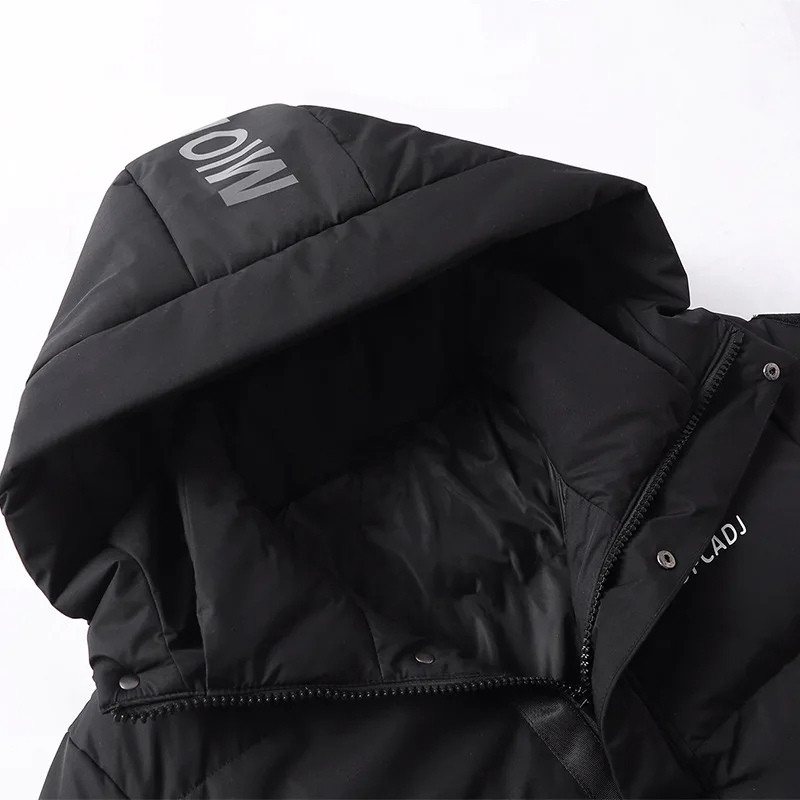 Heren parka winterjas met capuchon en modern ontwerp