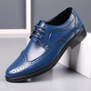 Klassieke herenschoenen met brogue details en veters