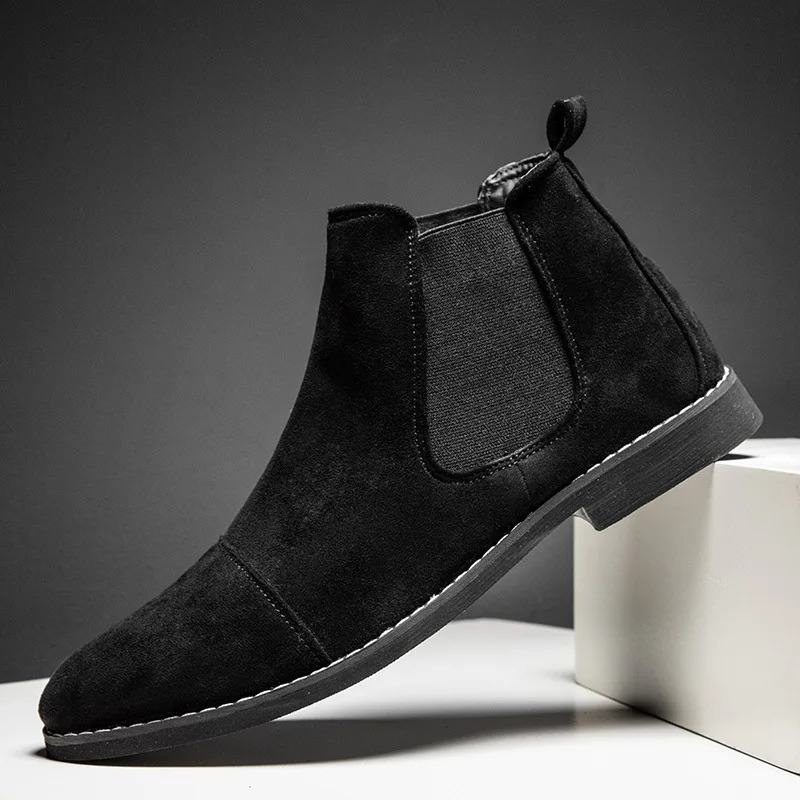 Moderne suède boots voor heren met comfortabele zool